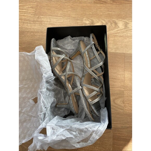 Nina Neptune Women's Silver Metallic Strappy Evening Dress Sandals Size 8M NIB - Picture 5 of 15